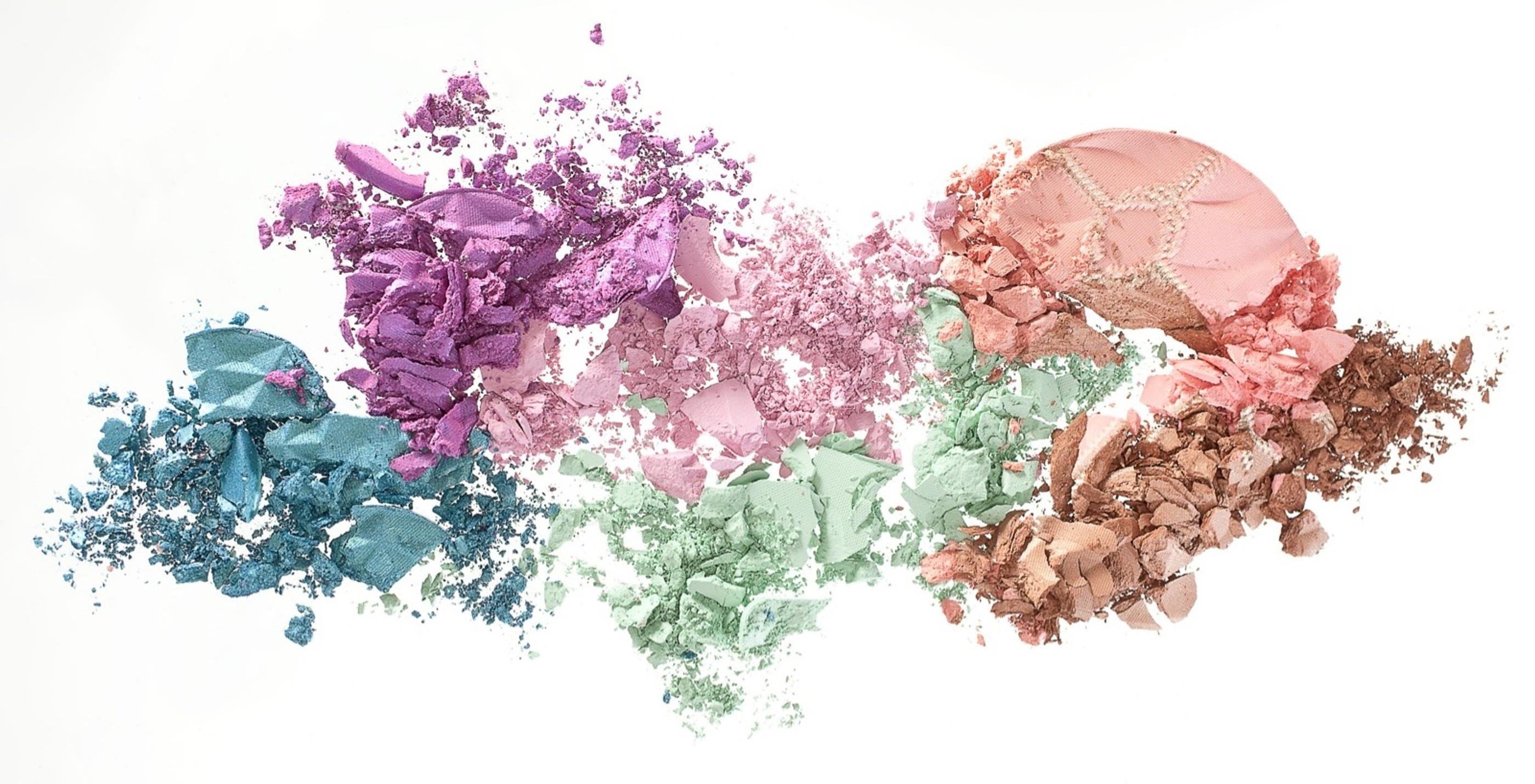 Campon salaiset kansiot: Viiden vaiheen värimeikki