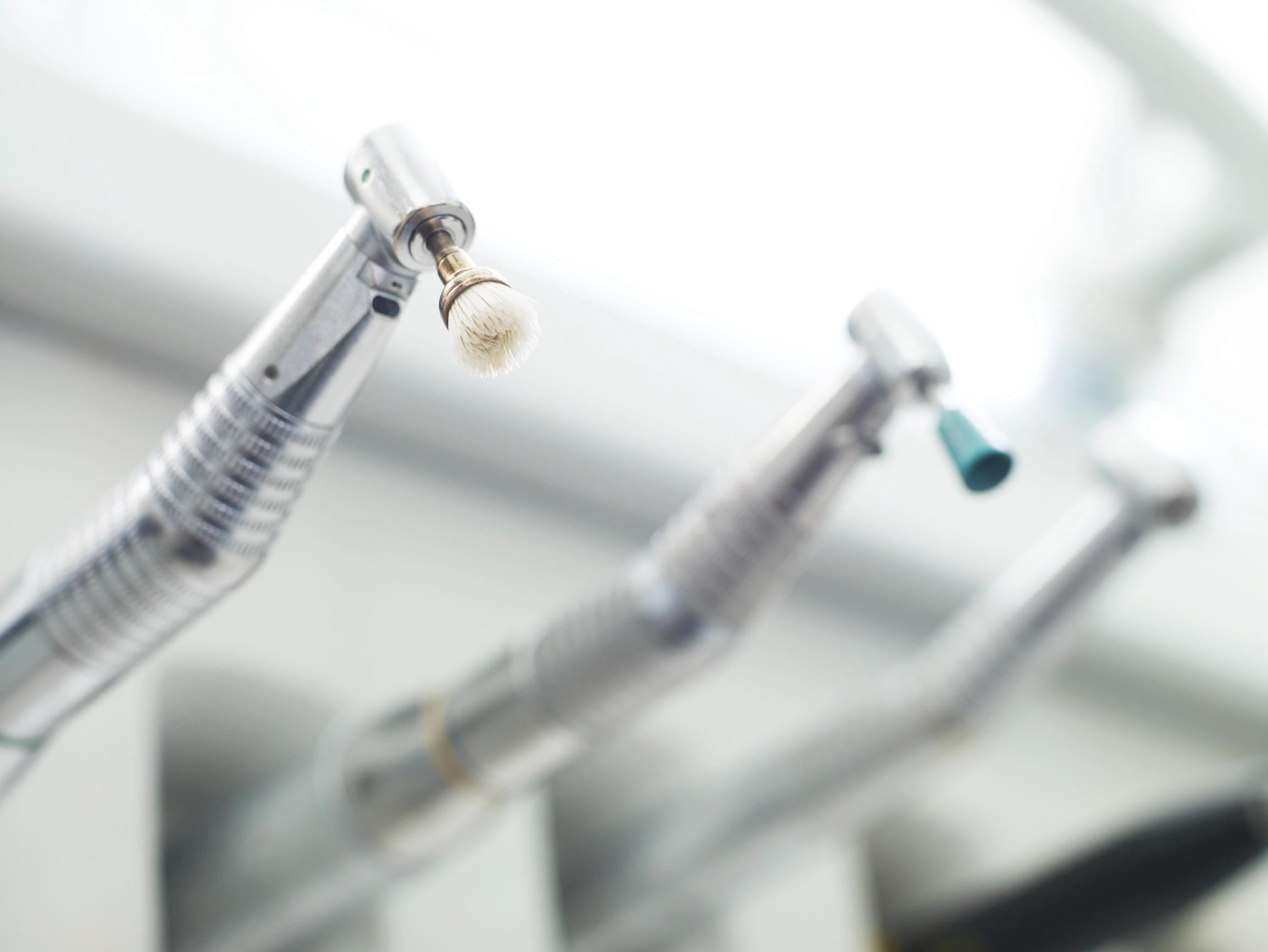 Luun menetys implanttien ympäriltä yllättävän tavallista