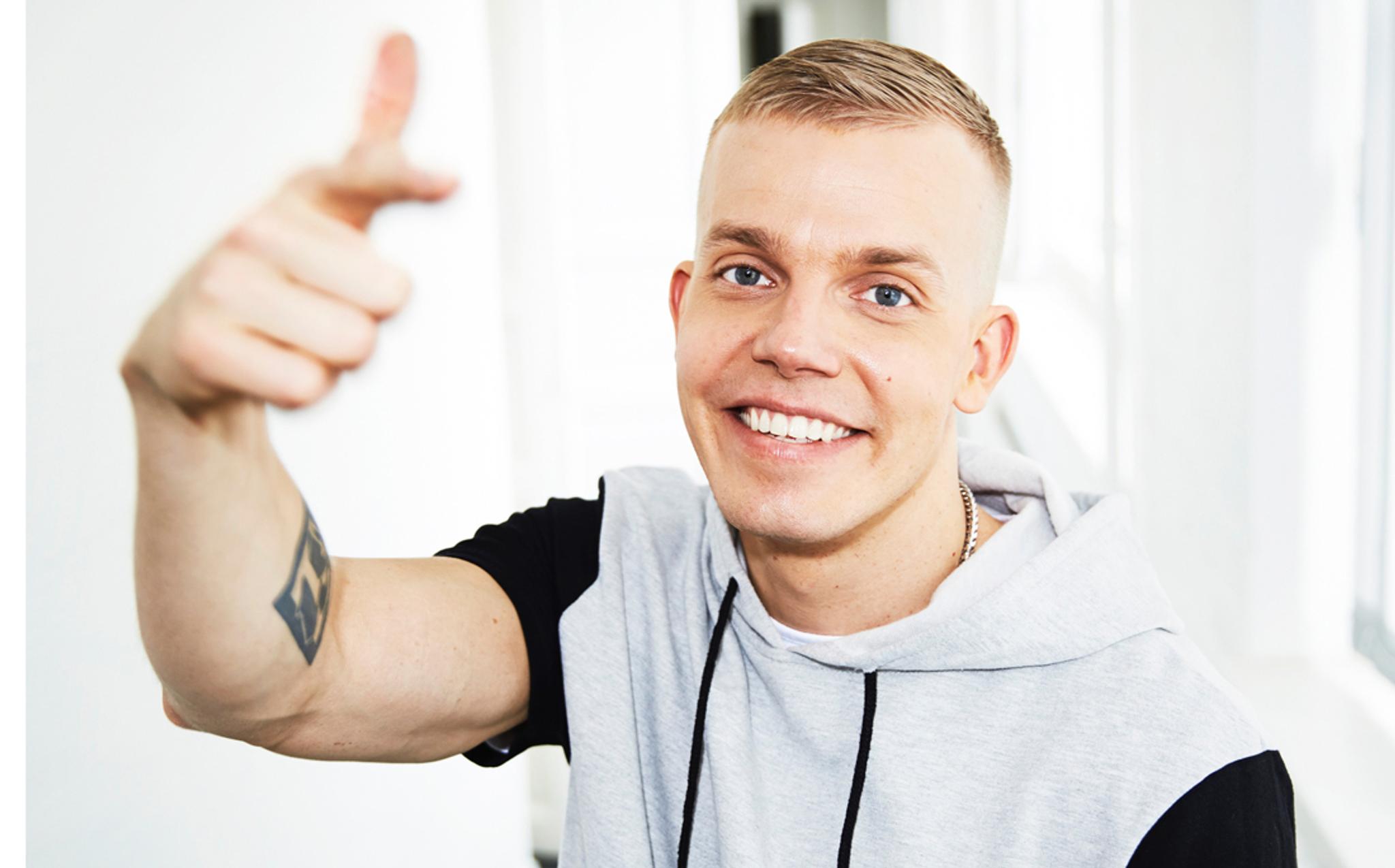 elastinen yliannostelin treeni ja noudatin huru elastinen yliannostelin treeni ja noudatin huru