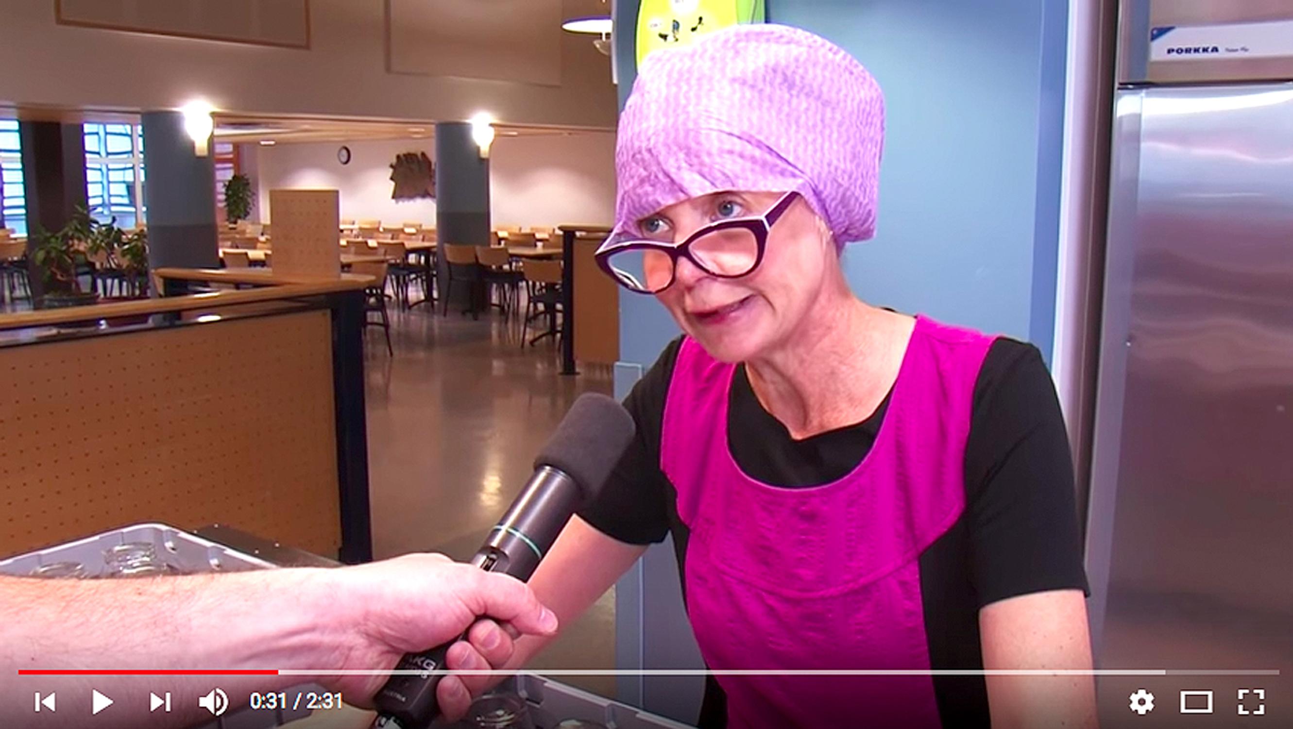 Katso videot: lääkärin hulvattomat hahmot kieltäytyvät influenssarokotteesta