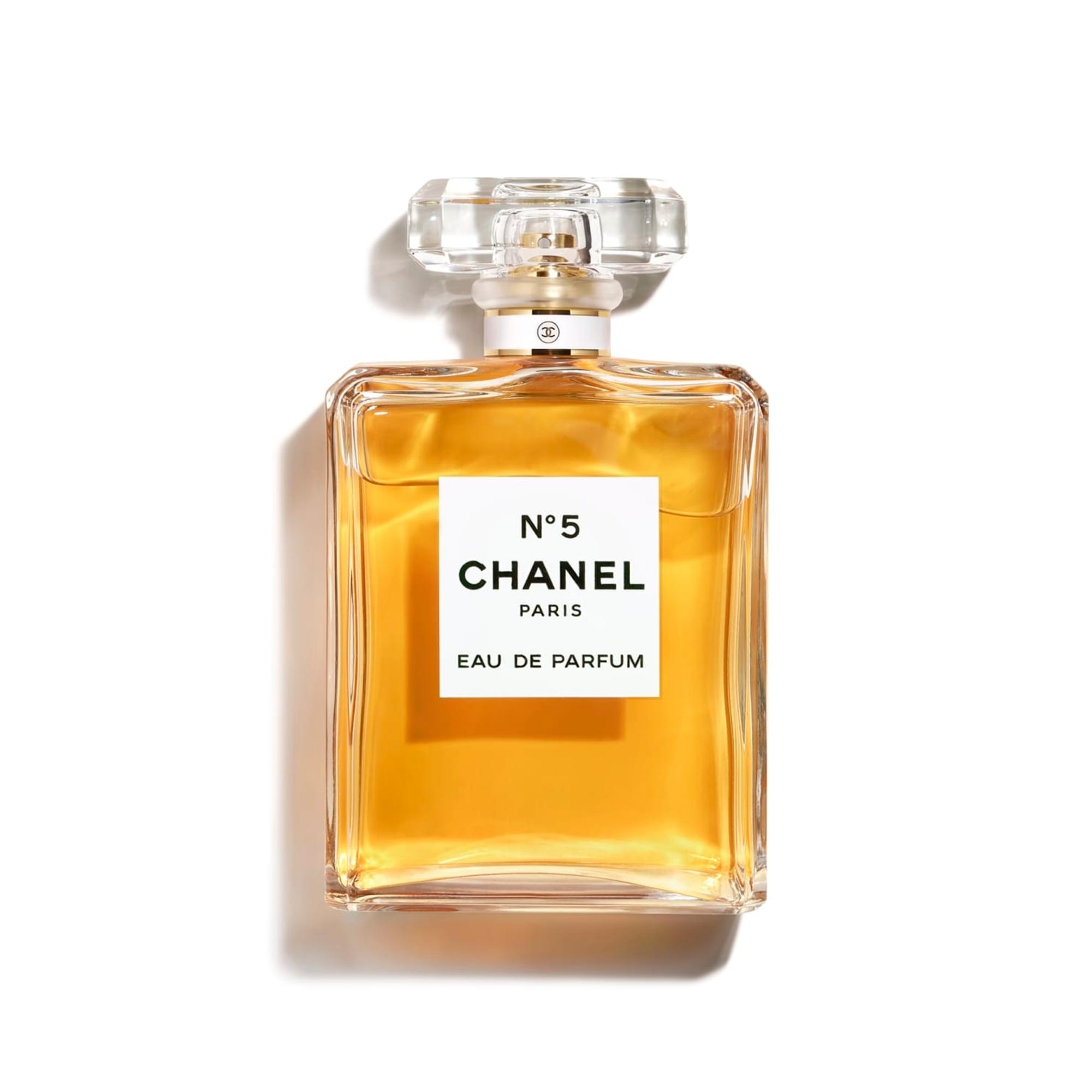 Klassikkotuoksu Chanel 5 on Annin suosikki.