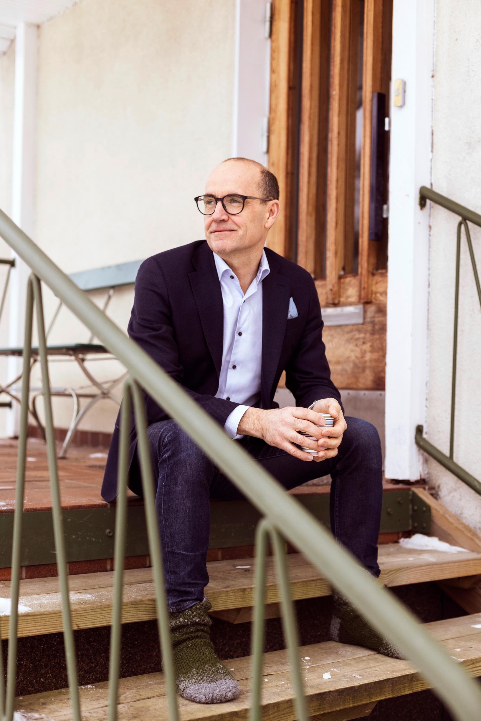 ”Pidin yllä toivon sirpaletta loppuun asti, kunnes vein Leenan viimeisen kerran sairaalaan”, muistelee Fritjof.