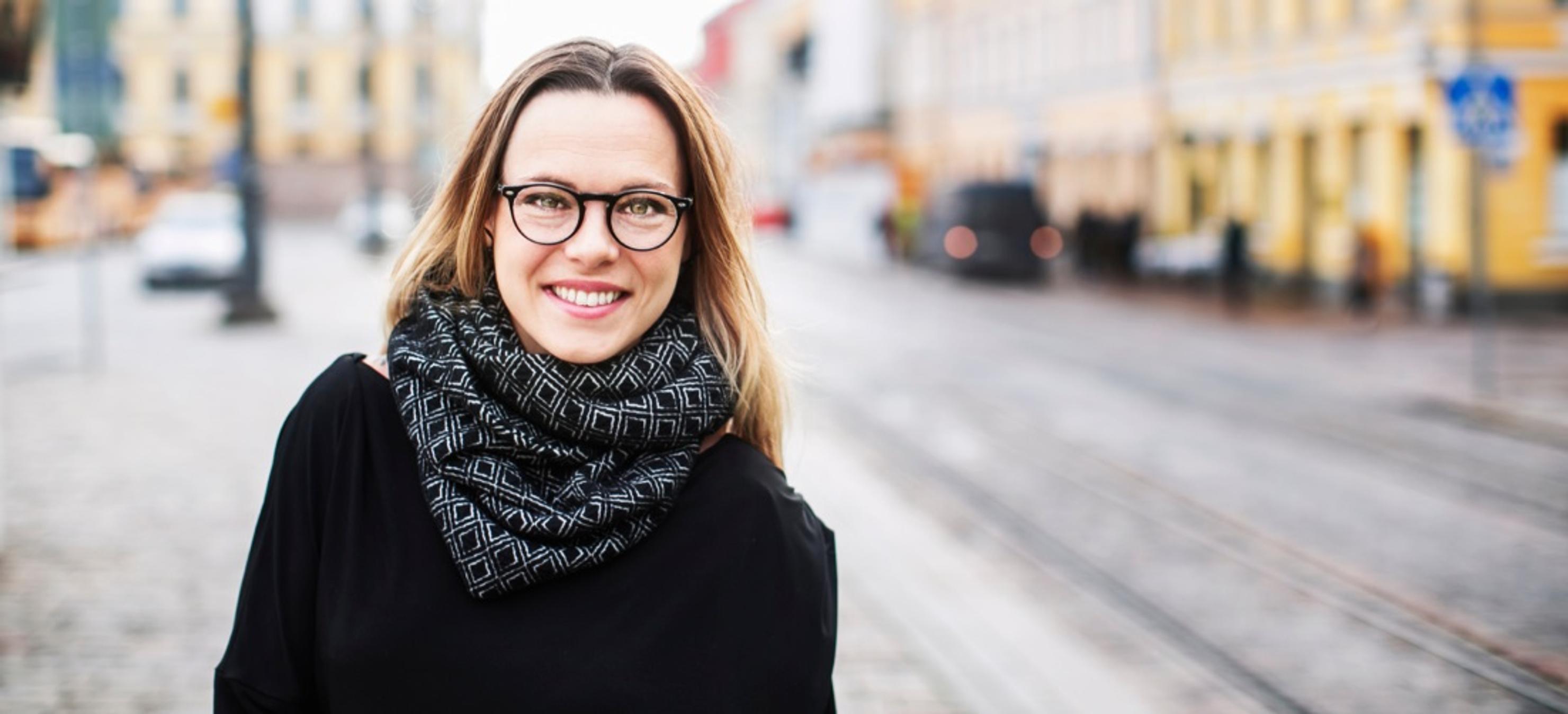Mariela Sarkima: "5 pakollista meikkituotetta"