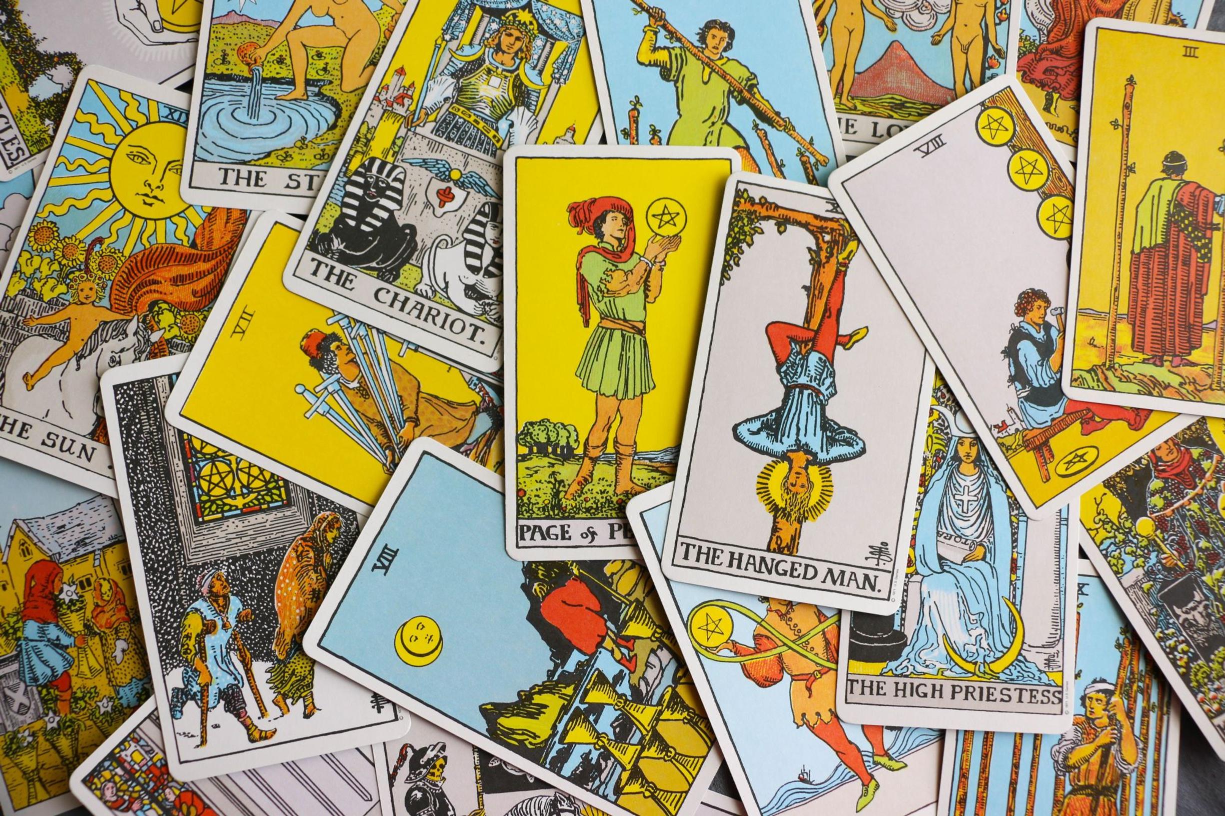 Tarot-kortteja
