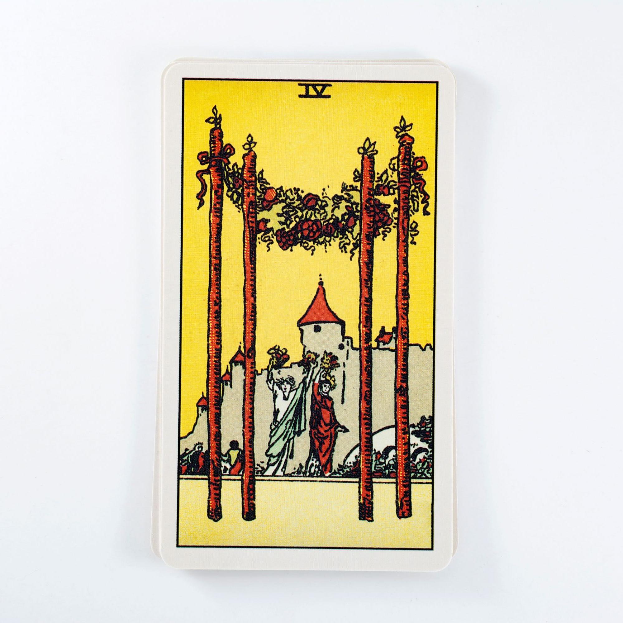 Sauvojen nelonen  (The Four of Wands) – Tarot-kortin merkitys 