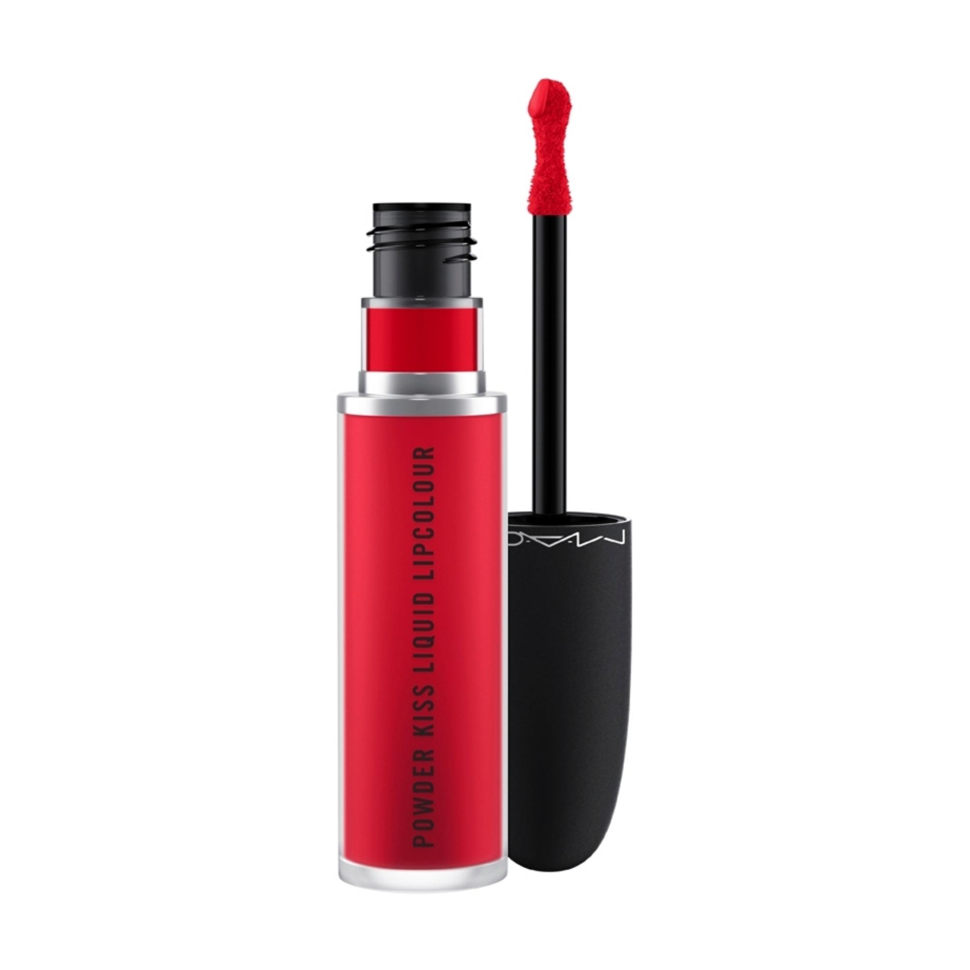 MAC Powder Kiss Liquid Lip­colour -huulipuna, sävy MAC Smash. 31 e.
