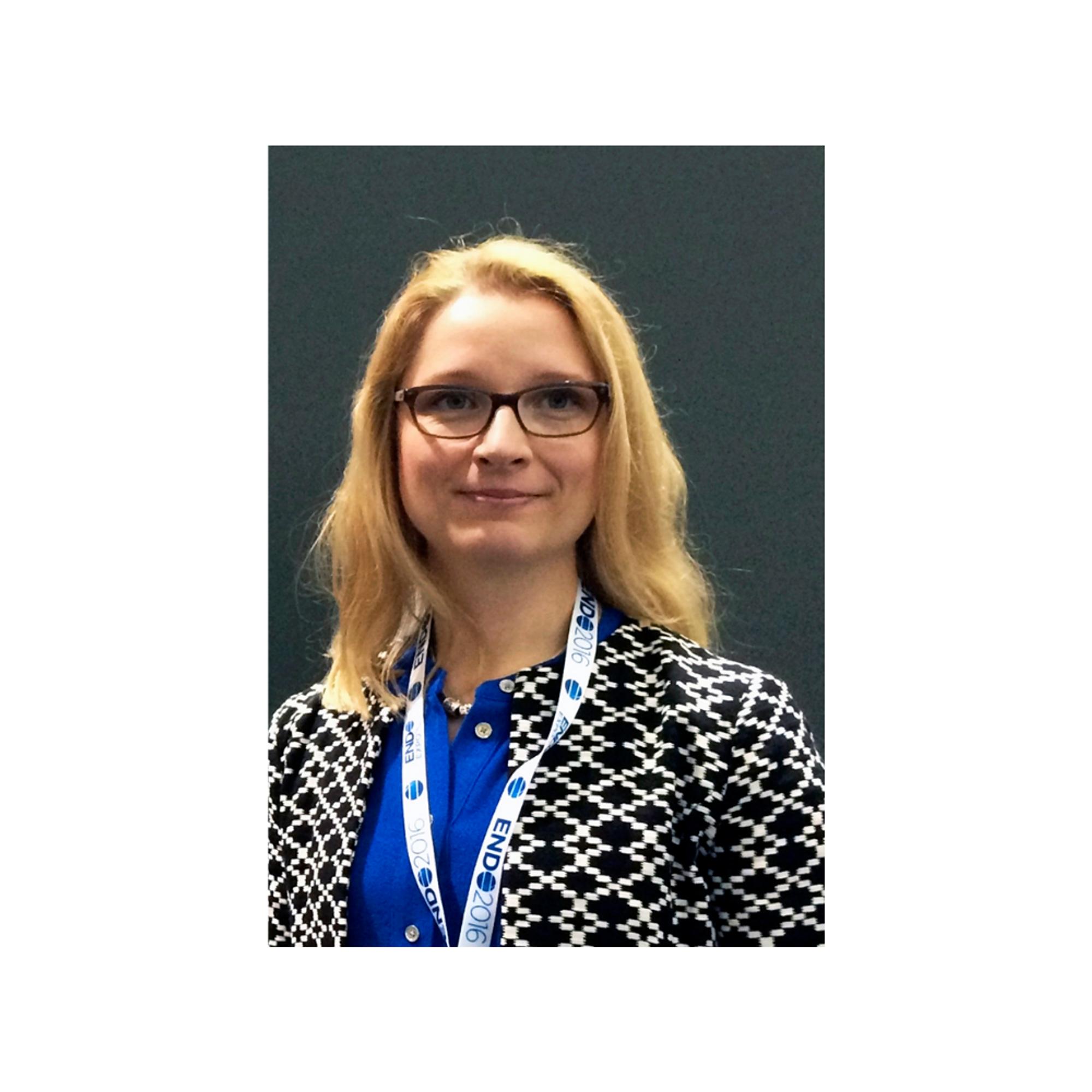 Naistentautien ja synnytysten erikoislääkäri Hanna Savolainen-Peltonen