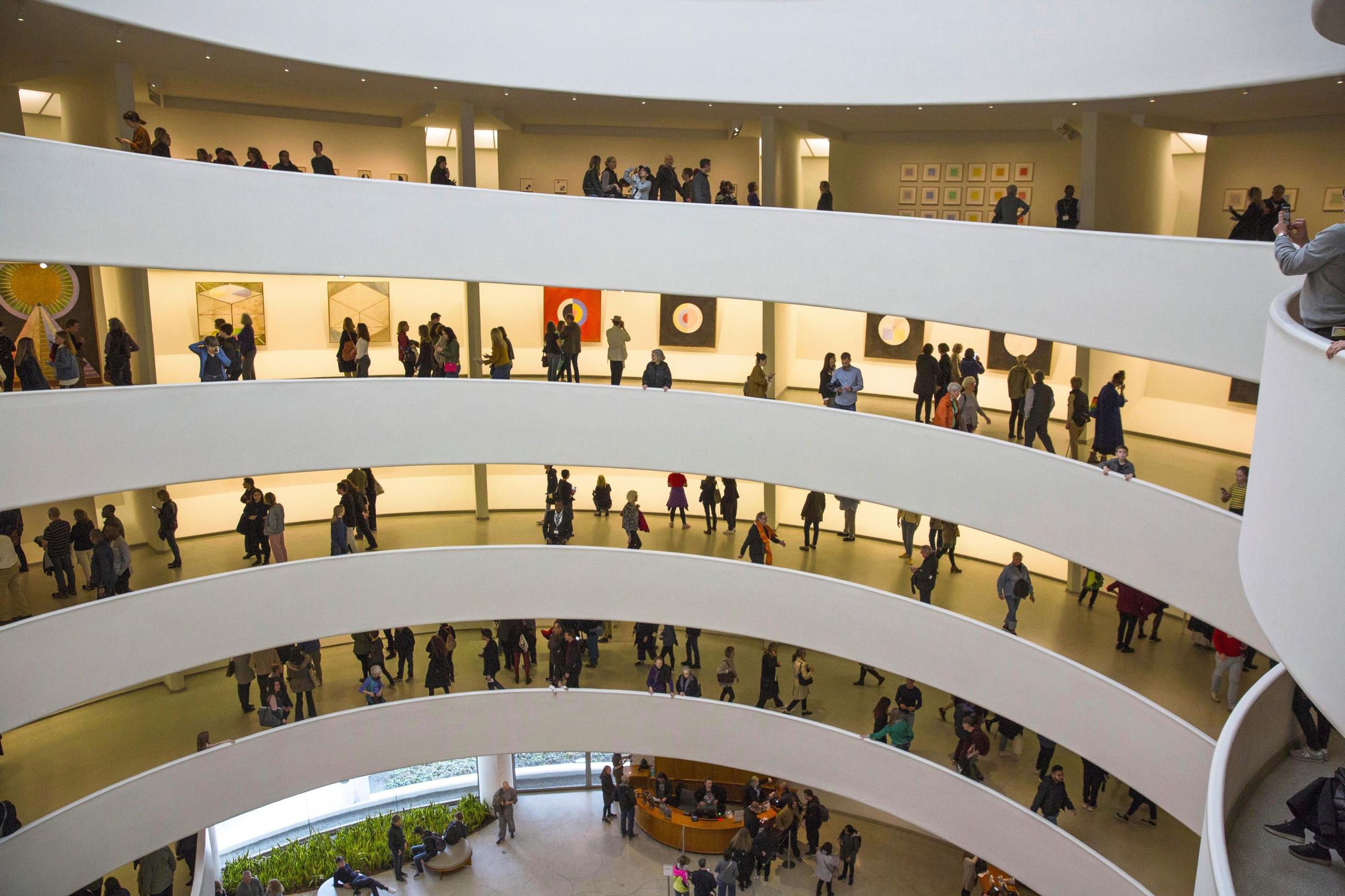 Guggenheimin lokakuussa 2018 avautunut näyttely, Hilma af Klint: Paintings for the Future, oli museon kaikkien aikojen suosituin.