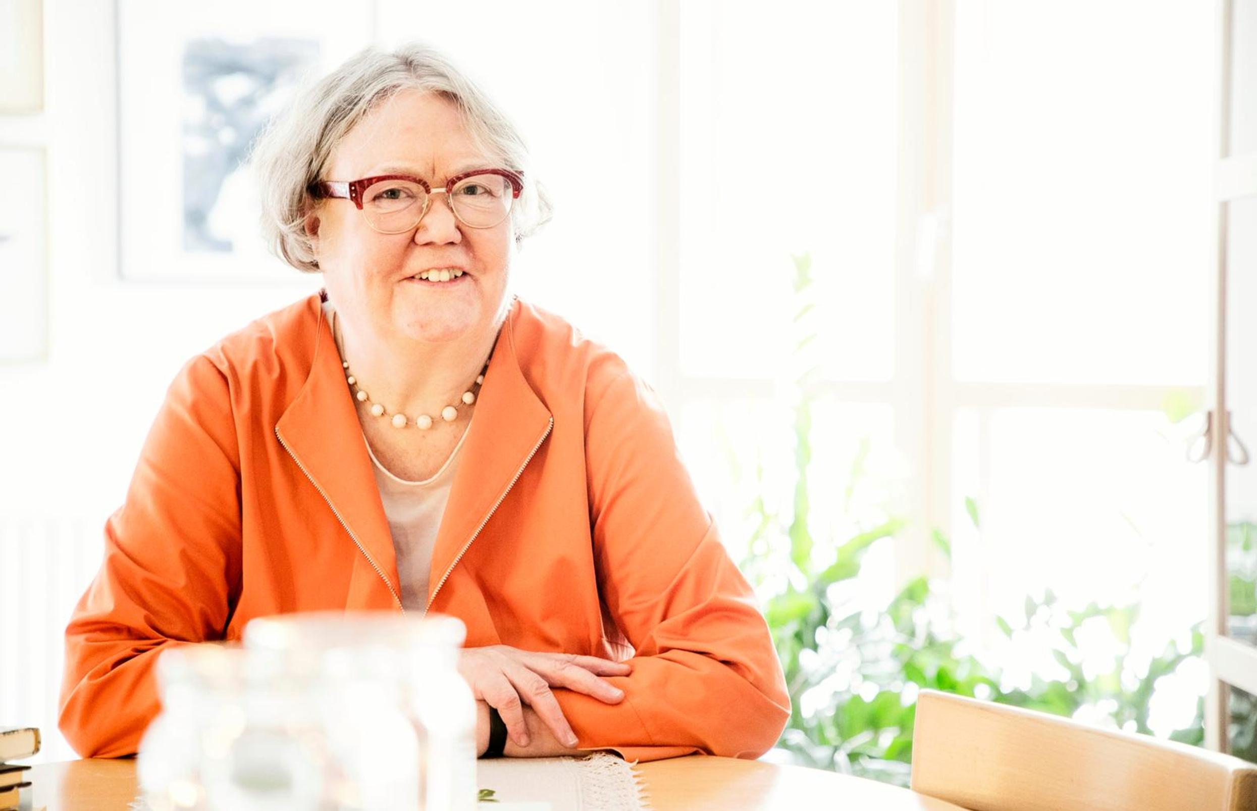Irja Askola: "Vanhuus ei ole mikään museo"