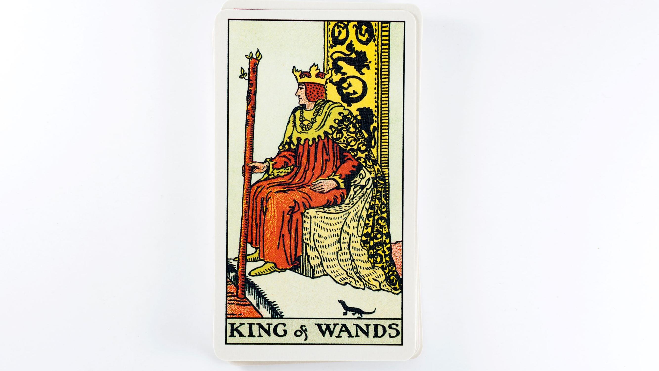 Sauvojen kuningas (King of Wands) – Tarot-kortin merkitys 